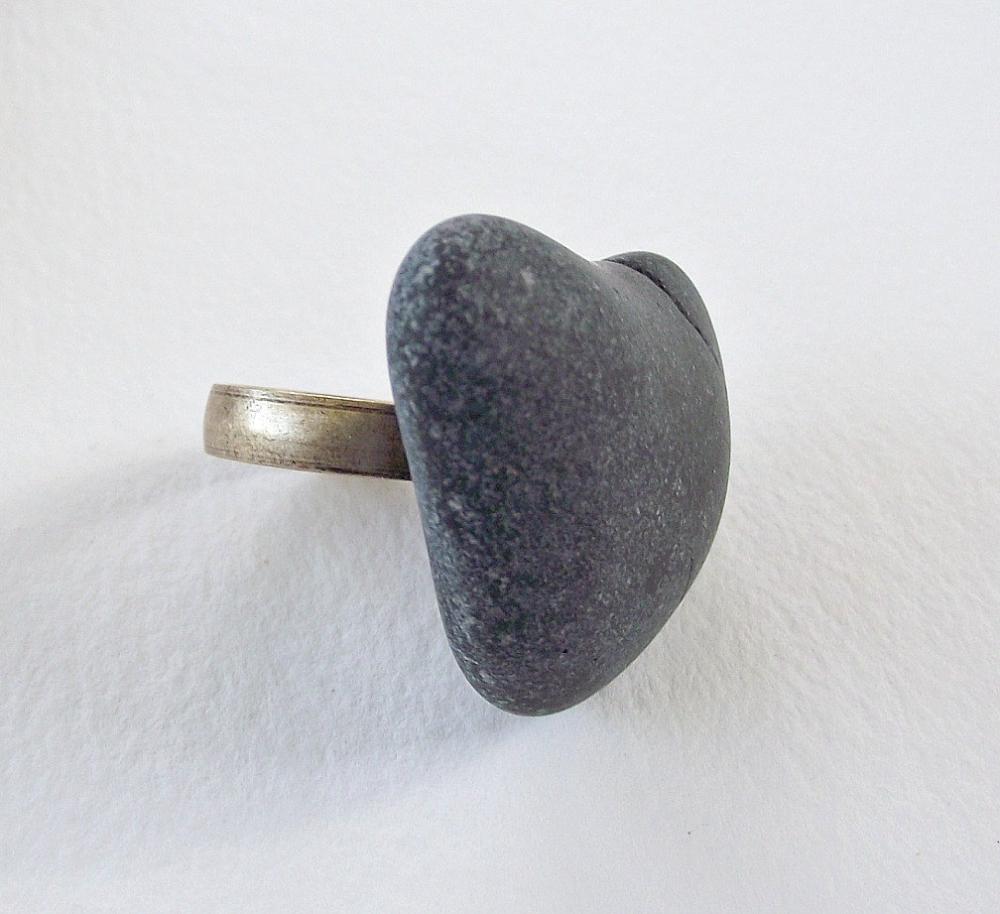 Beach rock jewelry. Breaking heart ring. Rarely found natural Spanish pebble beach jewelry from Oceangifts